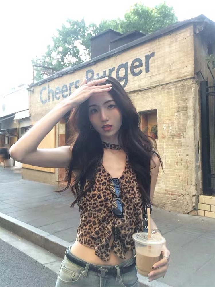 Inside the ride leopard halter vest spicegirl tight tops