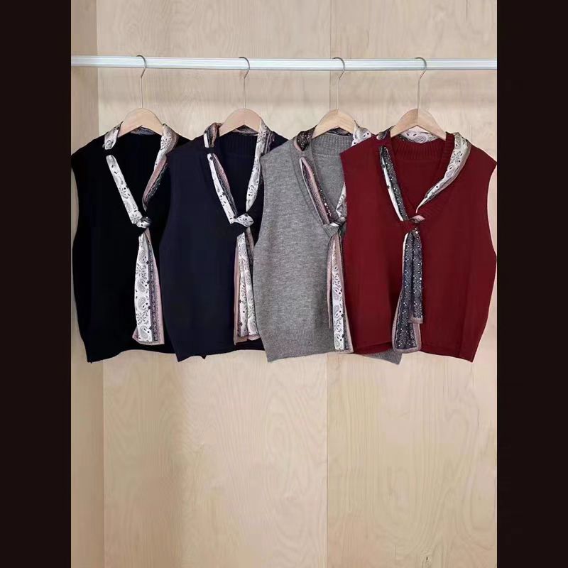 Temperament pure scarves Korean style V-neck sweater