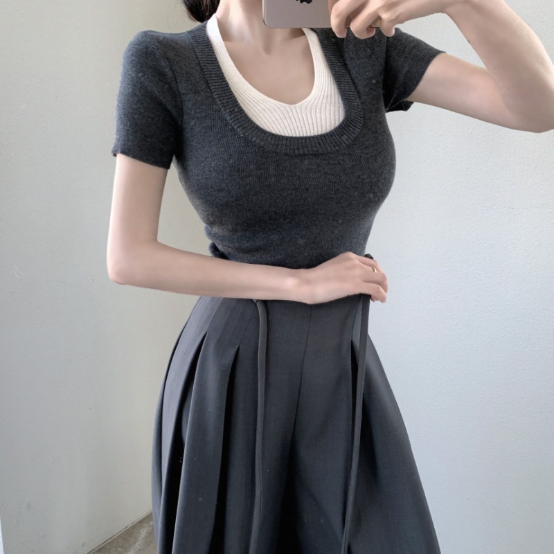 Sweet lotus leaf edges Korean style splice sweater