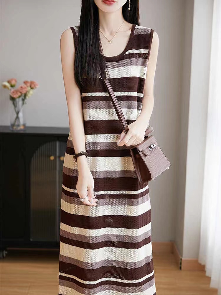 Fashion slim dress round neck sleeveless vest for women