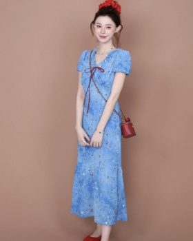 V-neck tie dye embroidery dress