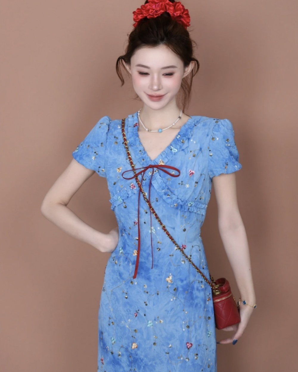 V-neck tie dye embroidery dress