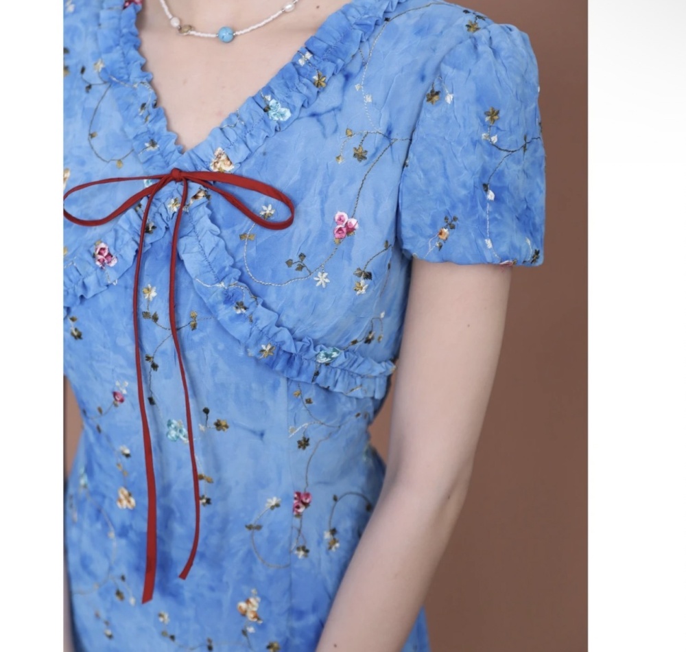 V-neck tie dye embroidery dress