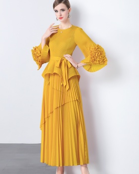 Pleated fold loose tops beading embroidered irregular dress