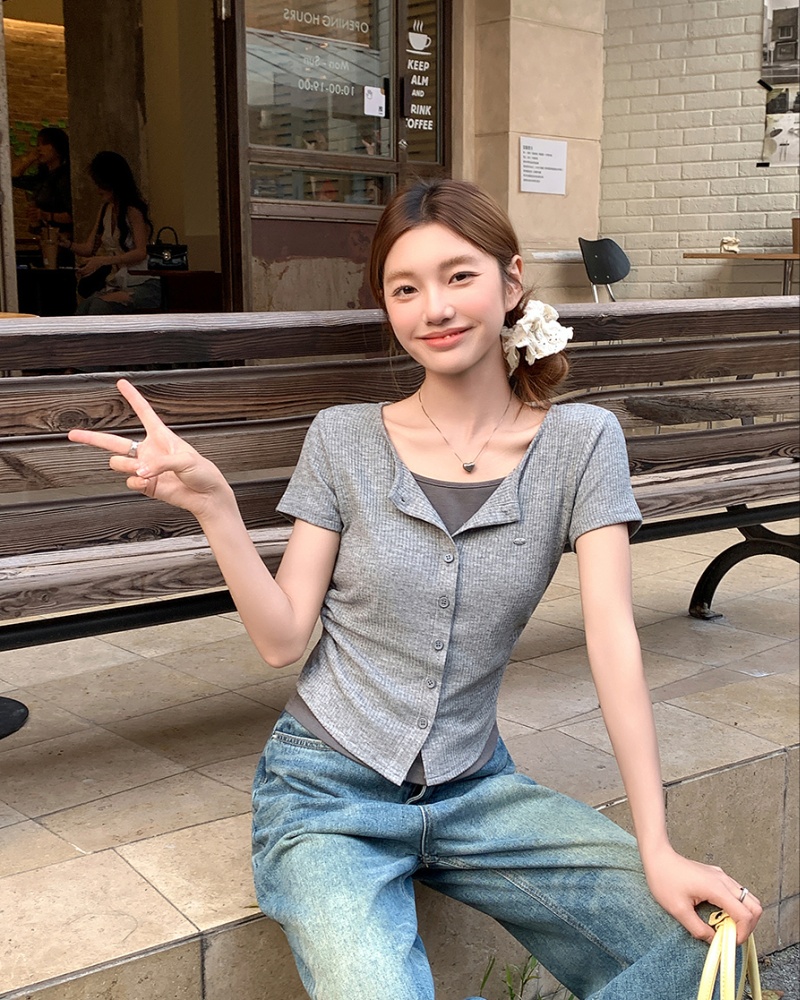 Pseudo-two tops short sleeve T-shirt for women