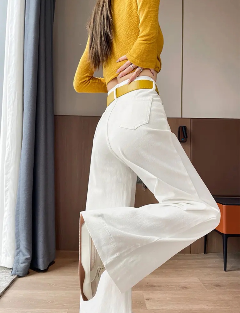 Loose mopping pants drape slim jeans