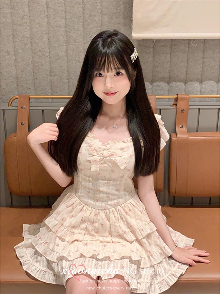 Boats sleeve floral sweet dress pinched waist cake T-back