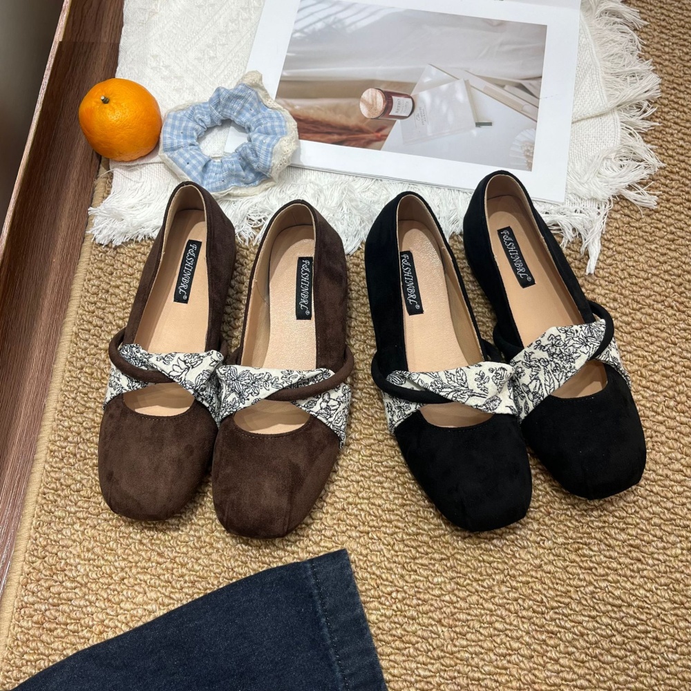 Retro round spring broadcloth France style temperament shoes