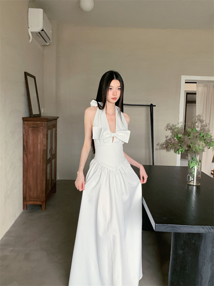 Sleeveless V-neck dress bow long dress