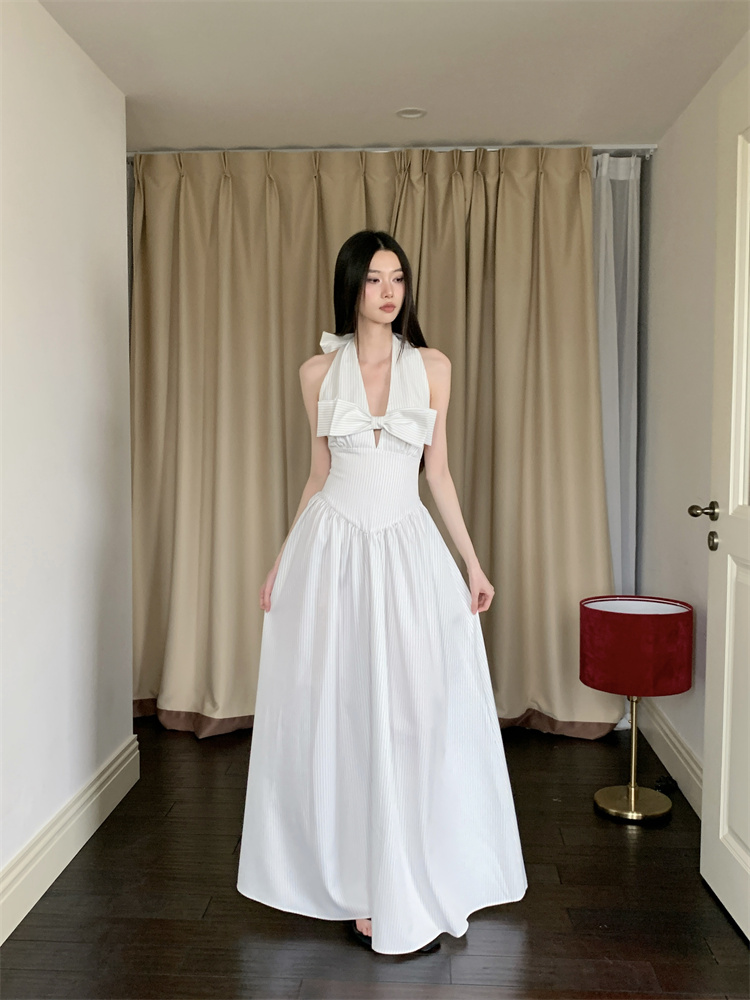 Sleeveless V-neck dress bow long dress