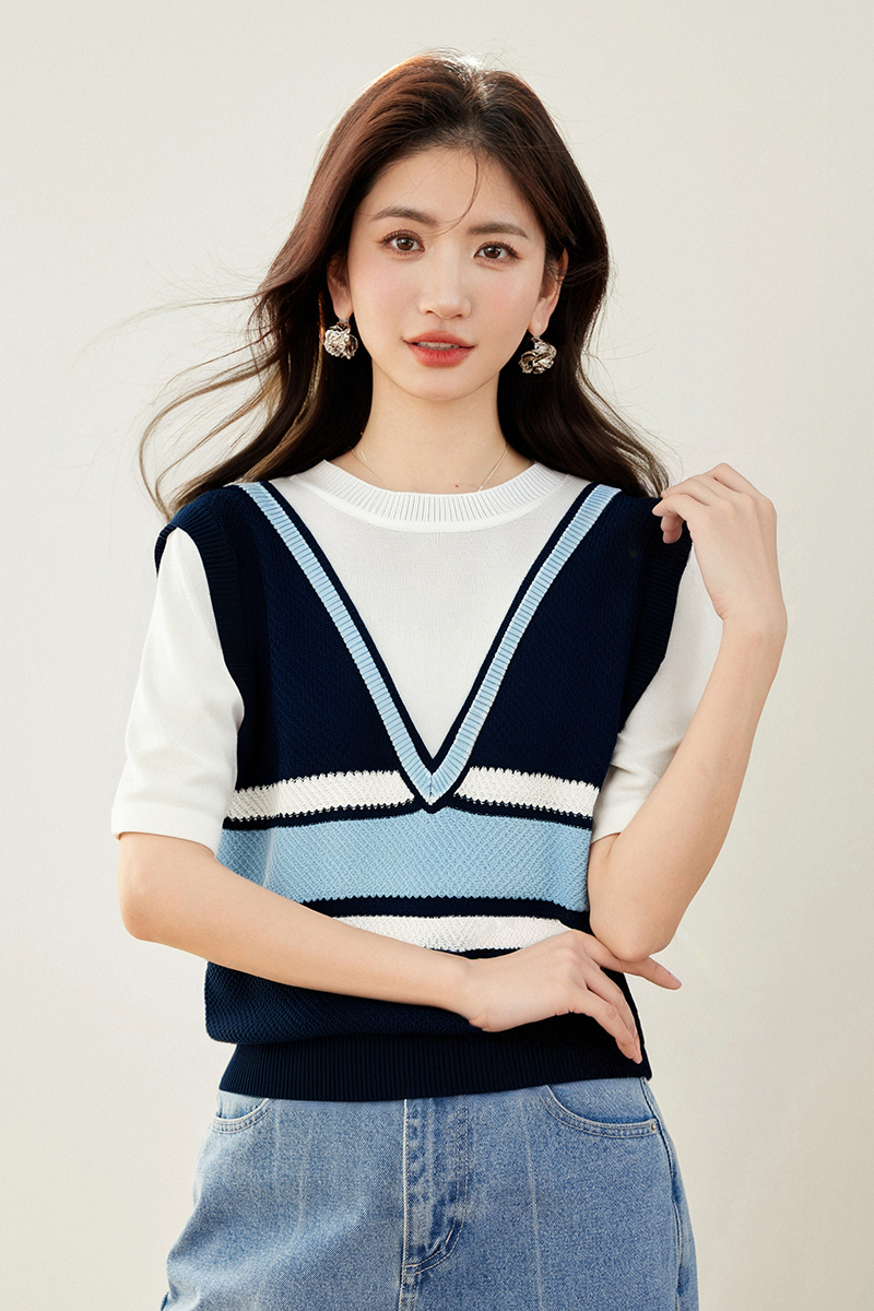 Stripe Pseudo-two sweater show young tops for women