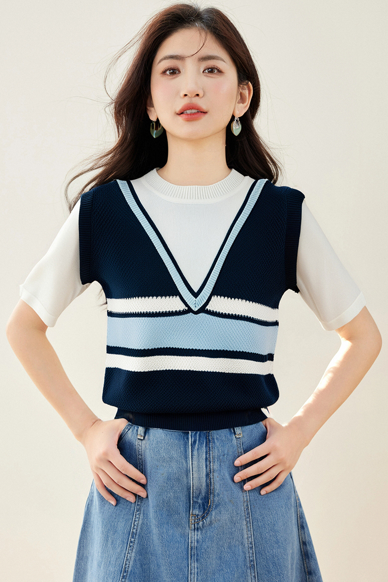 Stripe Pseudo-two sweater show young tops for women