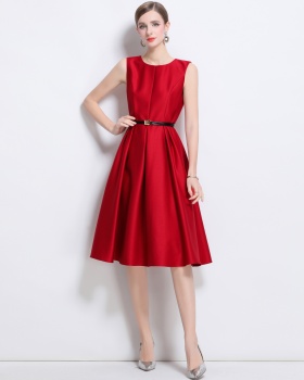Elegant pinched waist long dress round neck jumpsuit