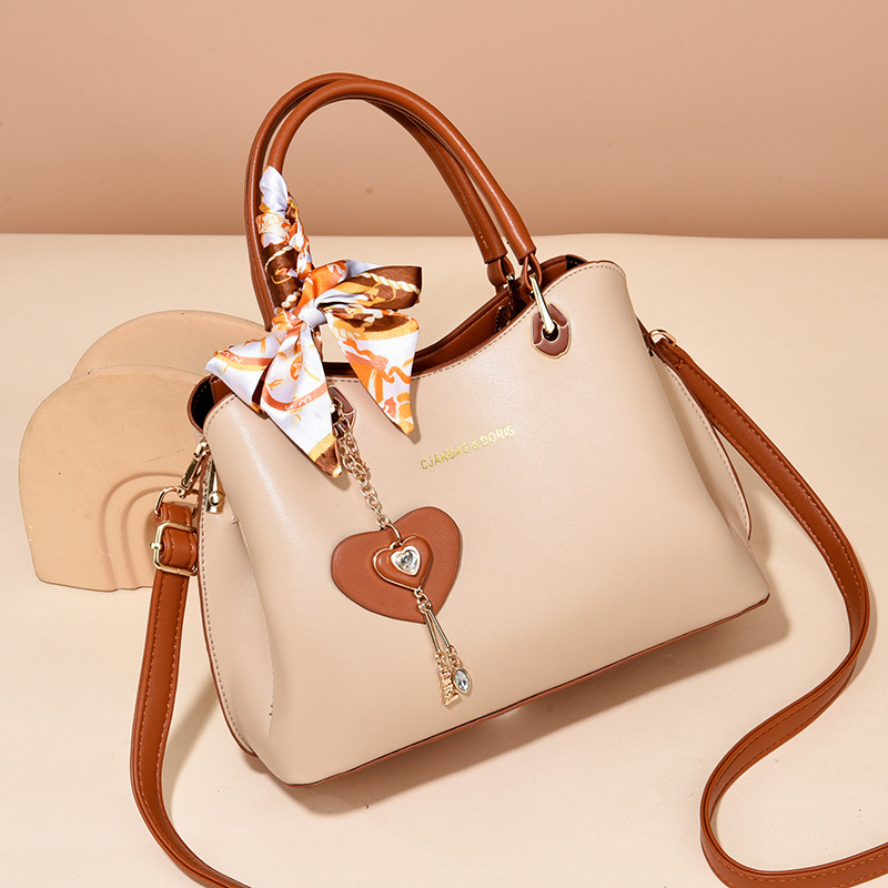 High capacity bag shoulder messenger bag