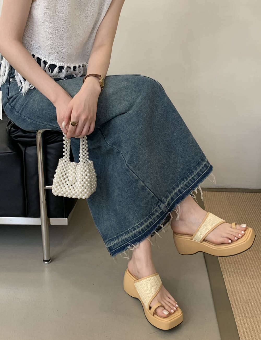 Slipsole thick crust wears outside shoes weaving vacation 