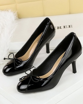 Low bow high-heeled shoes round commuting lazy shoes