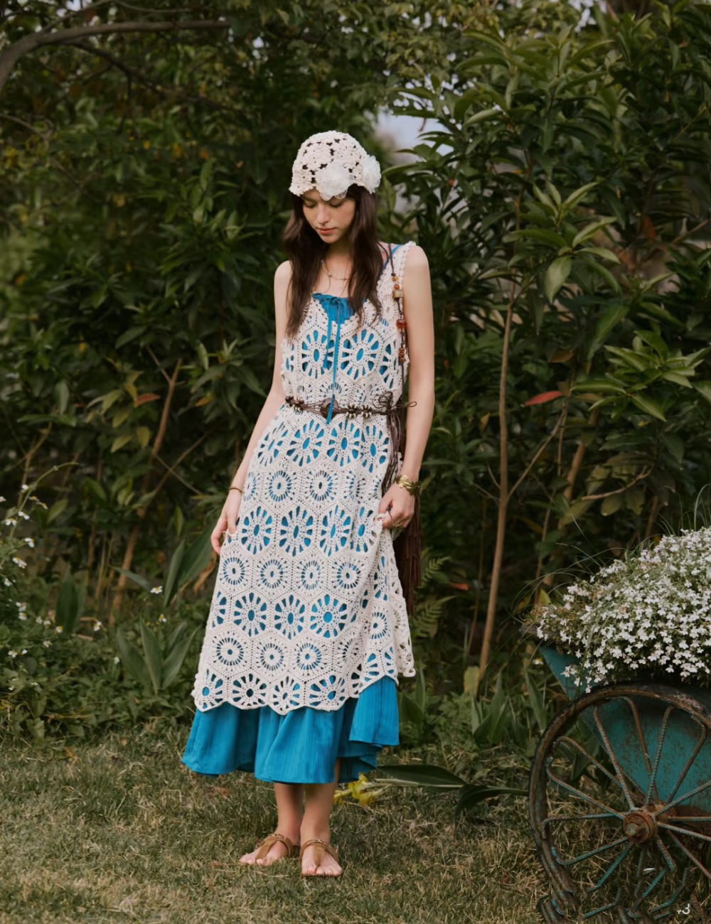 Retro spring and summer smock crochet peacock dress a set