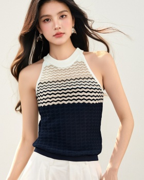 Mixed colors sling sleeveless knitted halter hollow vest
