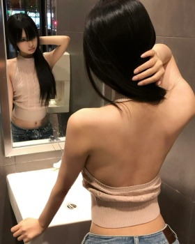 Retro vest wears outside tops for women