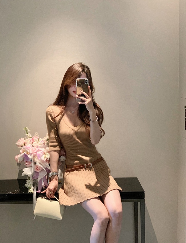 Spicegirl V-neck short sleeve T-back slim with belt dress