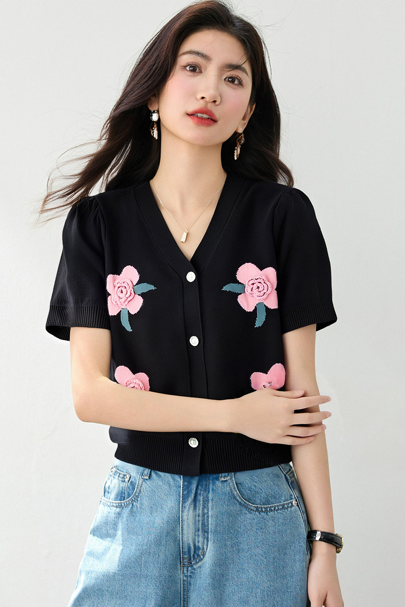 Knitted flowers coat stereoscopic retro sweater