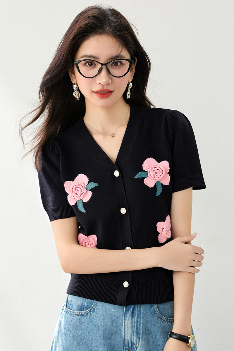Knitted flowers coat stereoscopic retro sweater