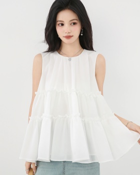 White sleeveless shirt temperament tops