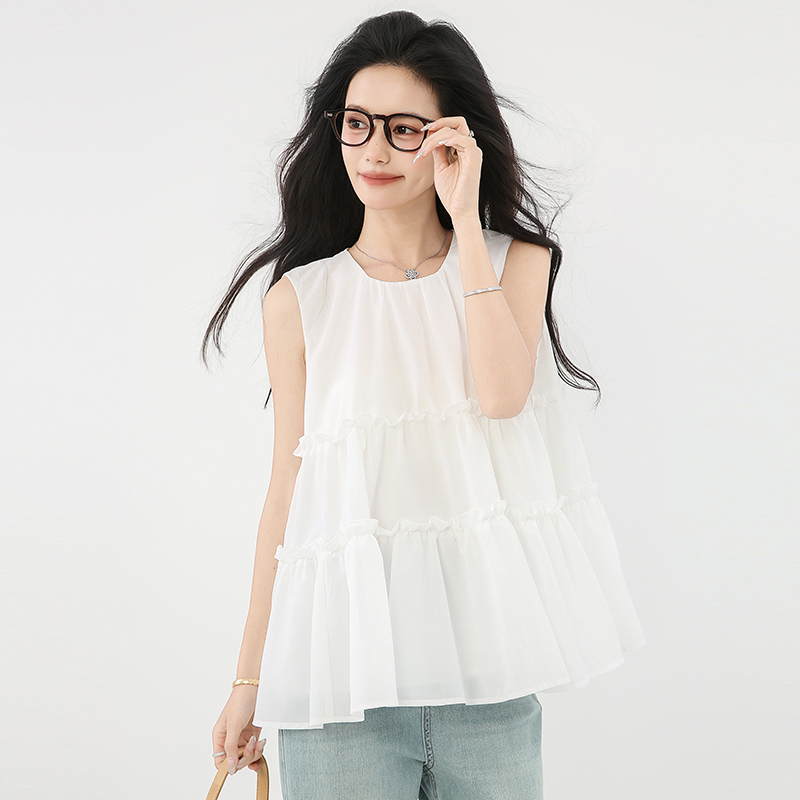 White sleeveless shirt temperament tops