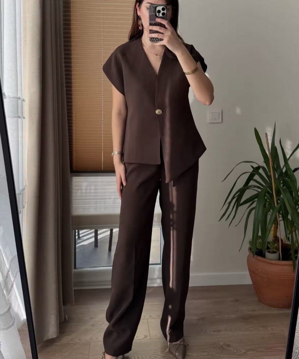 European style straight pants a buckle tops a set for women