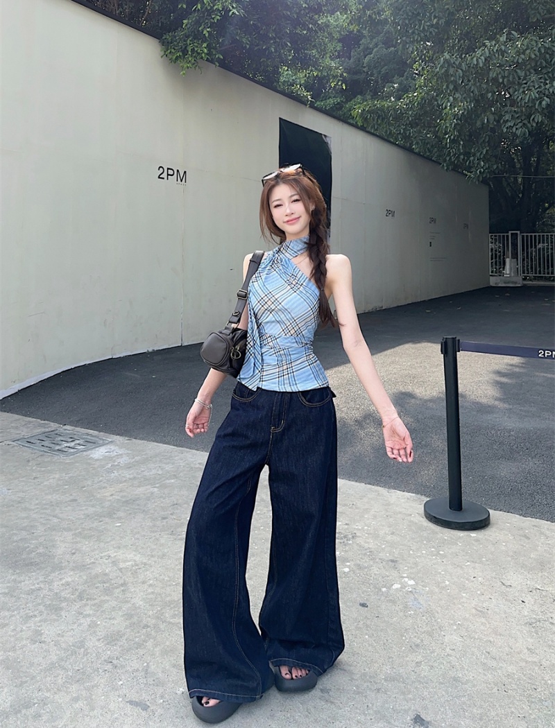 Halter spring and summer plaid vest wears outside blue tops