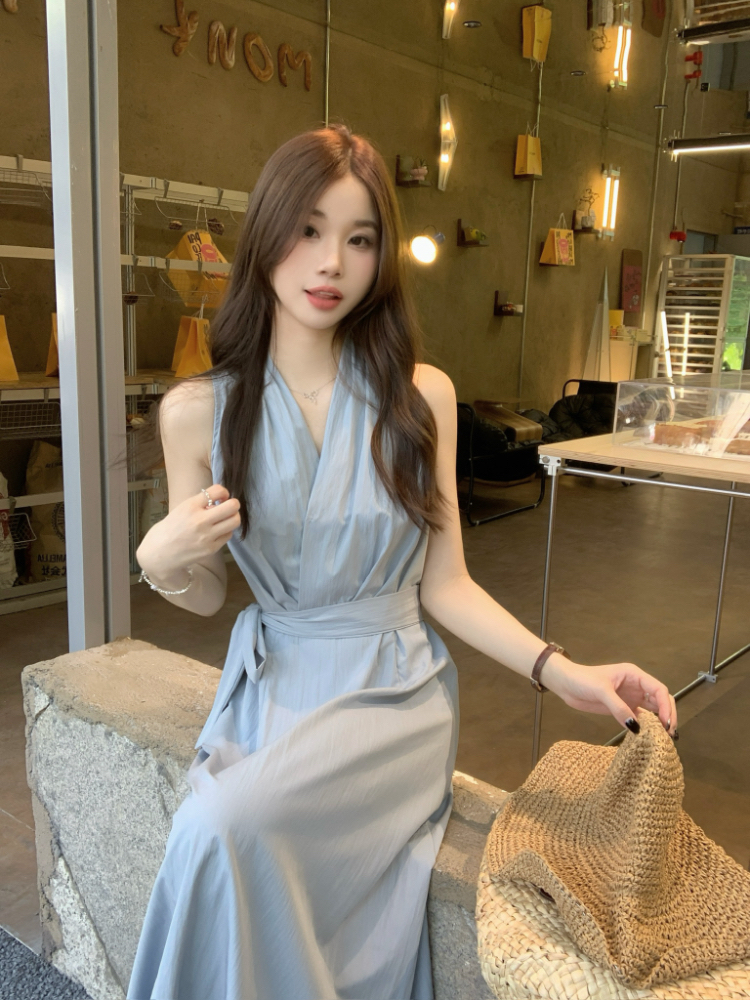 Blue V-neck crimp dress slim pinched waist vest for women
