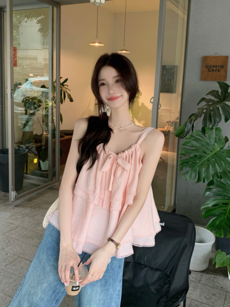 Loose lotus leaf edges splice vest lace sweet tops