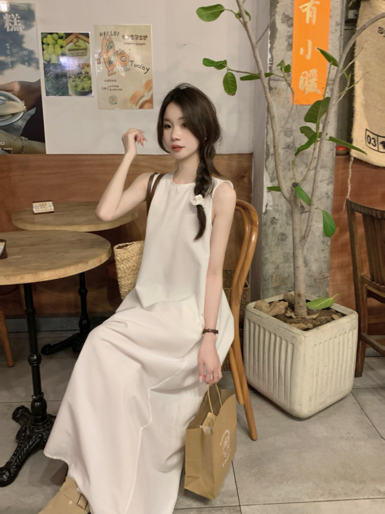 Pure round neck sleeveless dress back hollow sleeveless dress