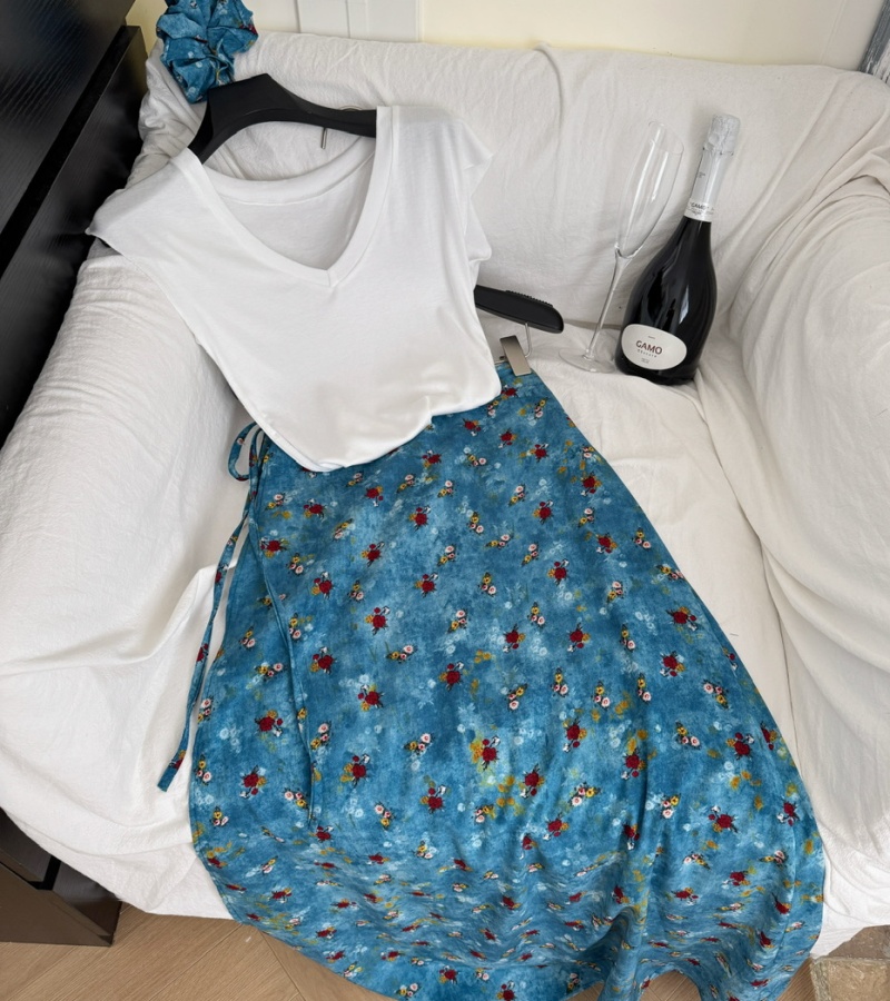Floral white T-shirt A-line tops 2pcs set for women