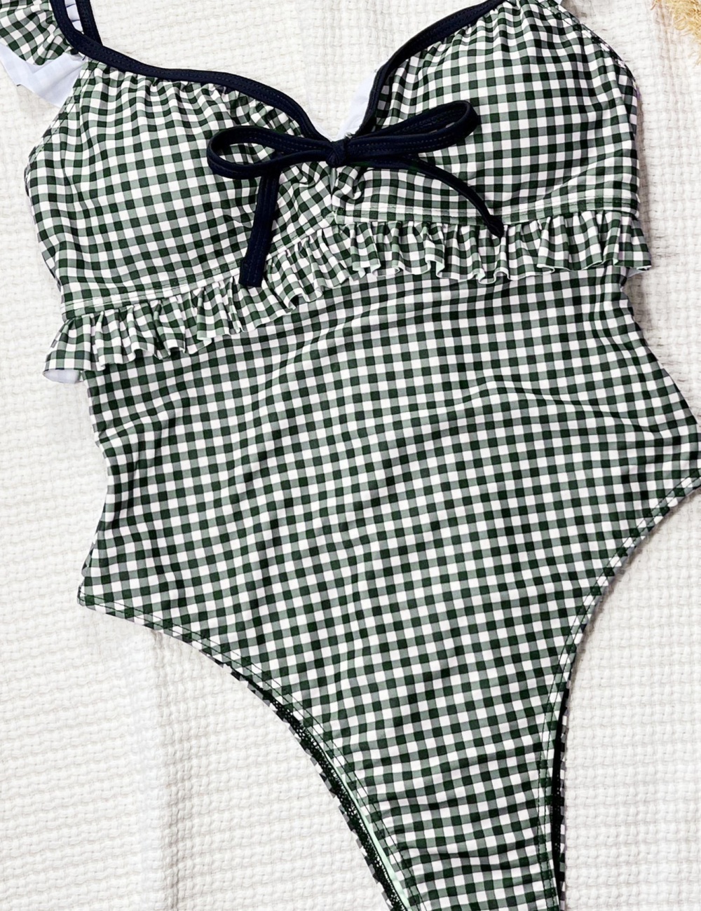 Conjoined backless slim enticement retro bandage swimwear