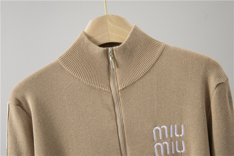 Autumn and winter cardigan tops 2pcs set for women