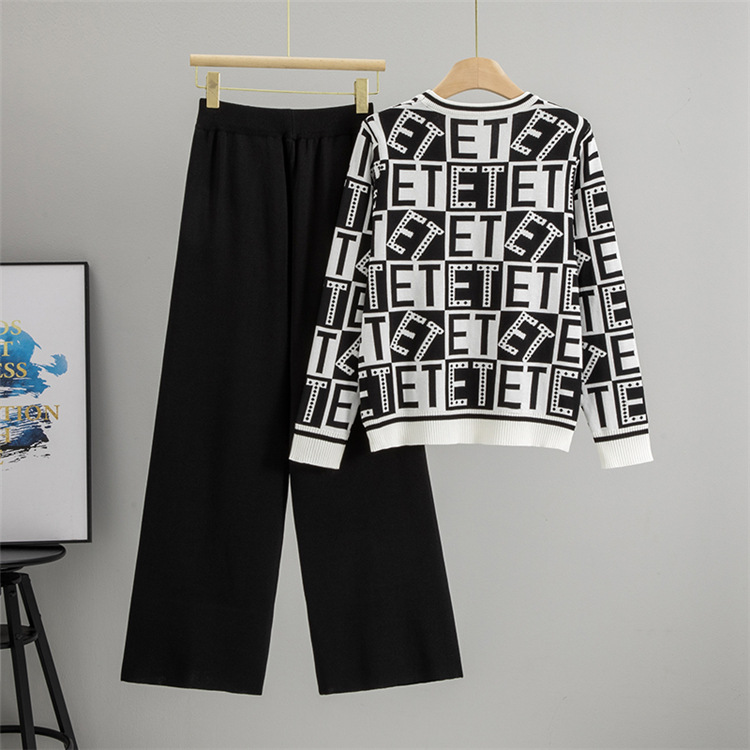 Autumn and winter letters sweater 2pcs set for women