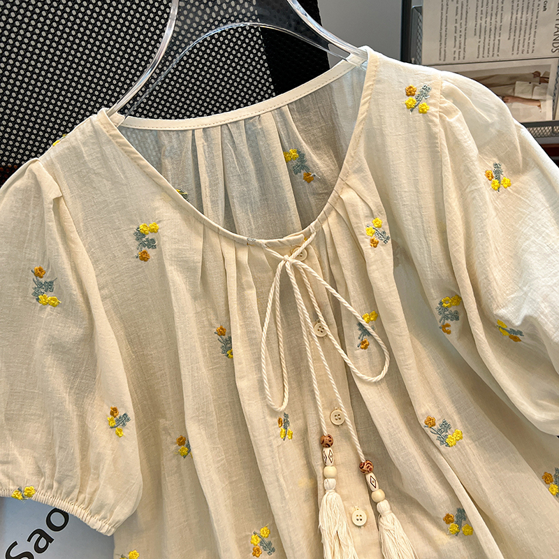 Embroidery loose small shirt short sleeve tops for women