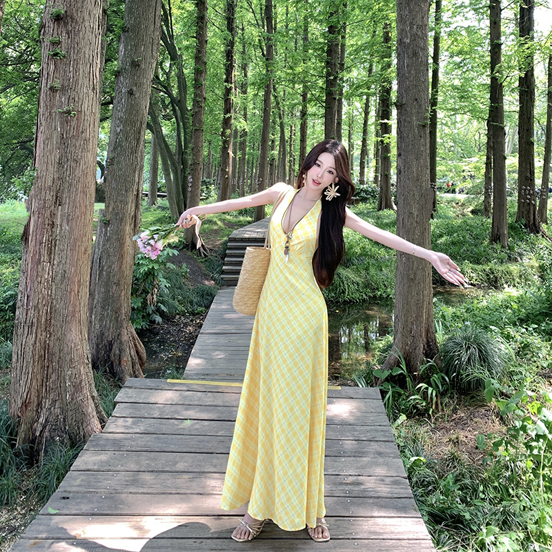 France style halter vacation dress V-neck tender long dress