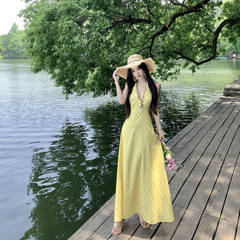 France style halter vacation dress V-neck tender long dress