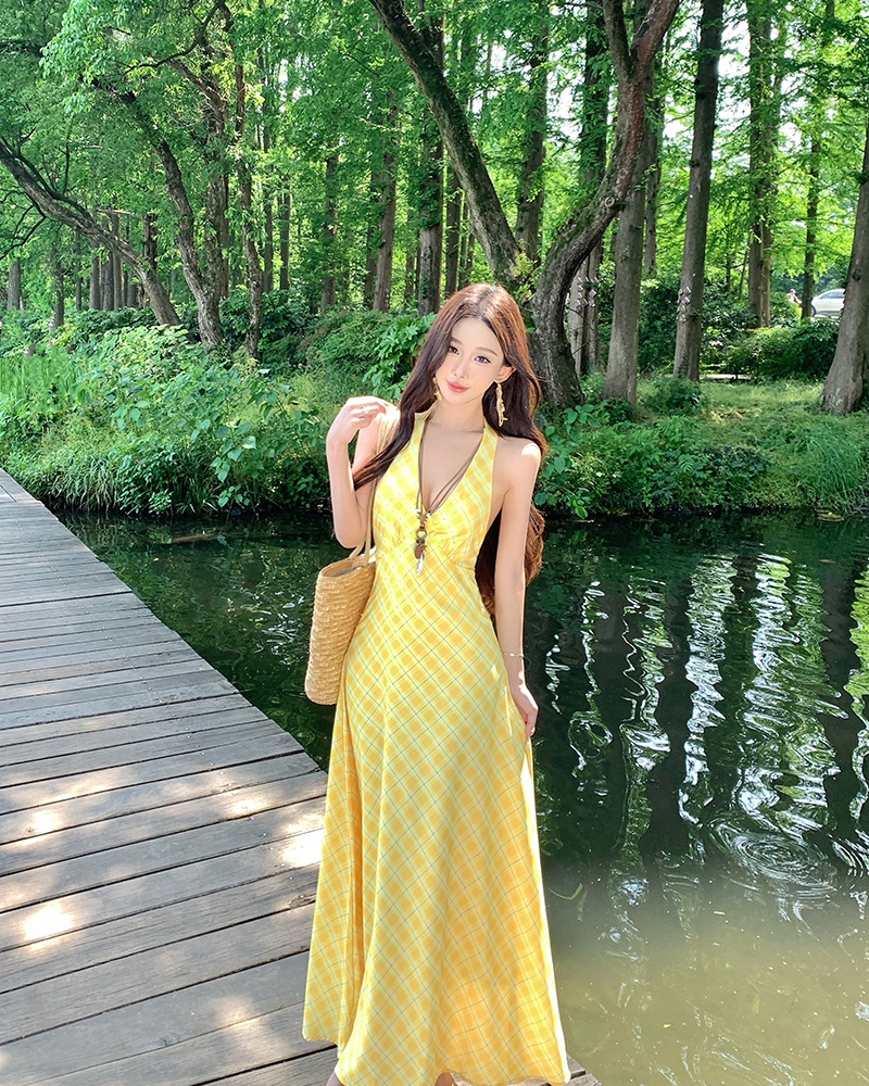 France style halter vacation dress V-neck tender long dress