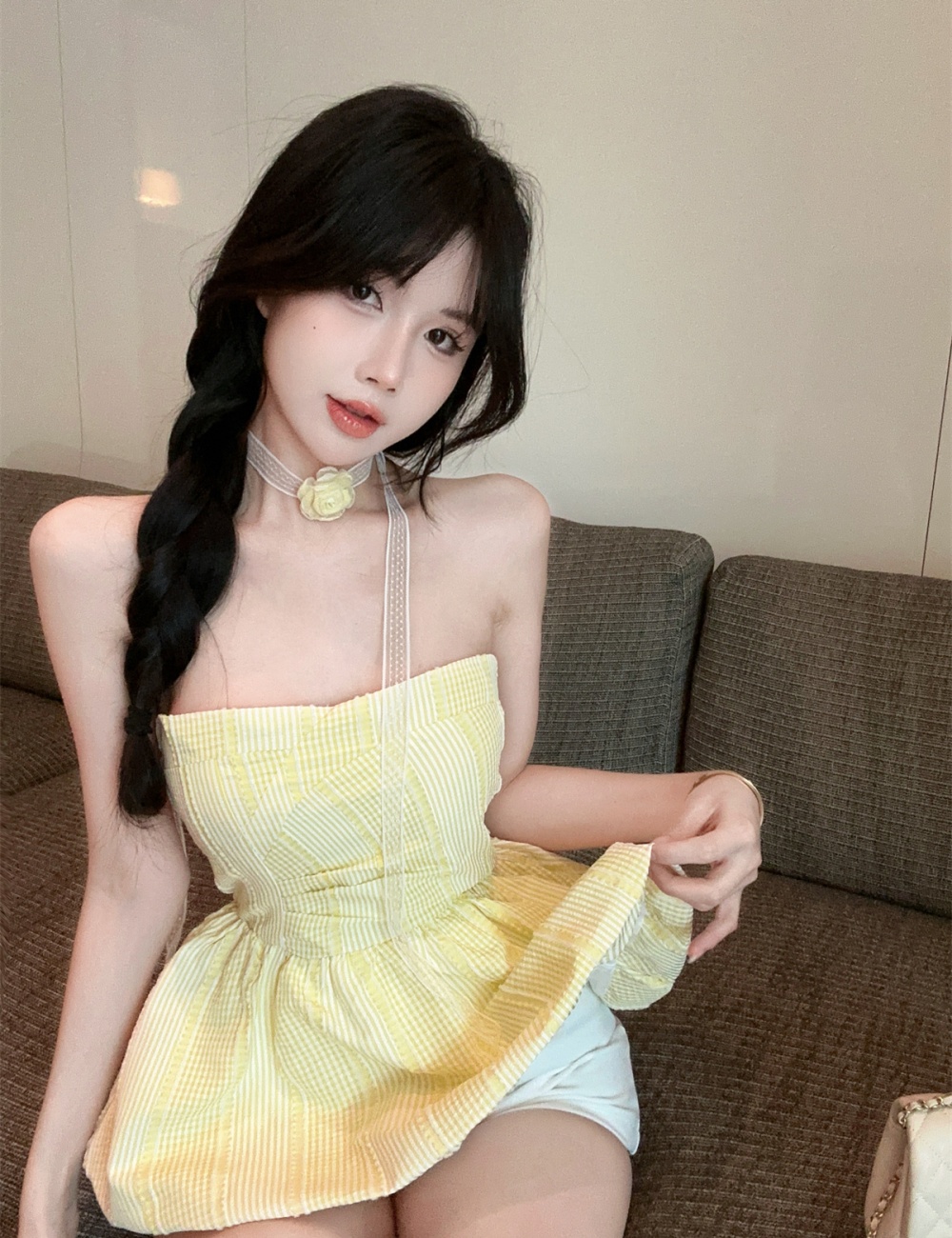 Irregular bud plaid pattern pinched waist tops
