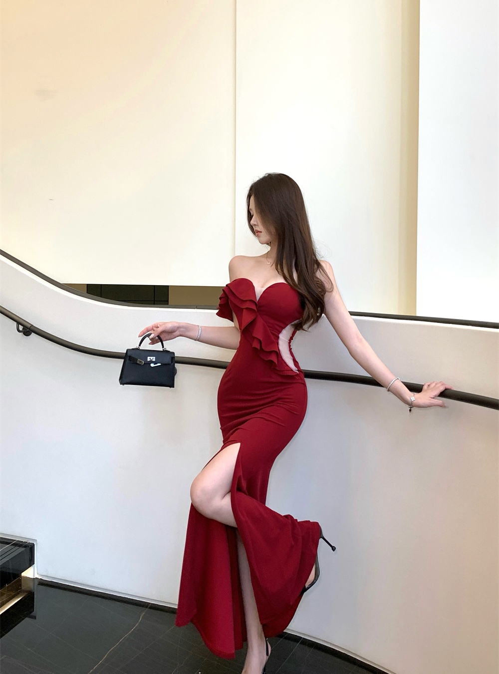 Package hip wrapped chest ladies banquet temperament dress