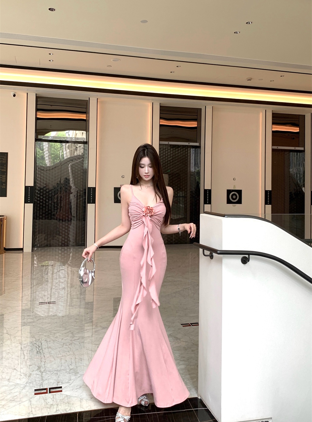 Sexy V-neck temperament long spicegirl pinched waist dress