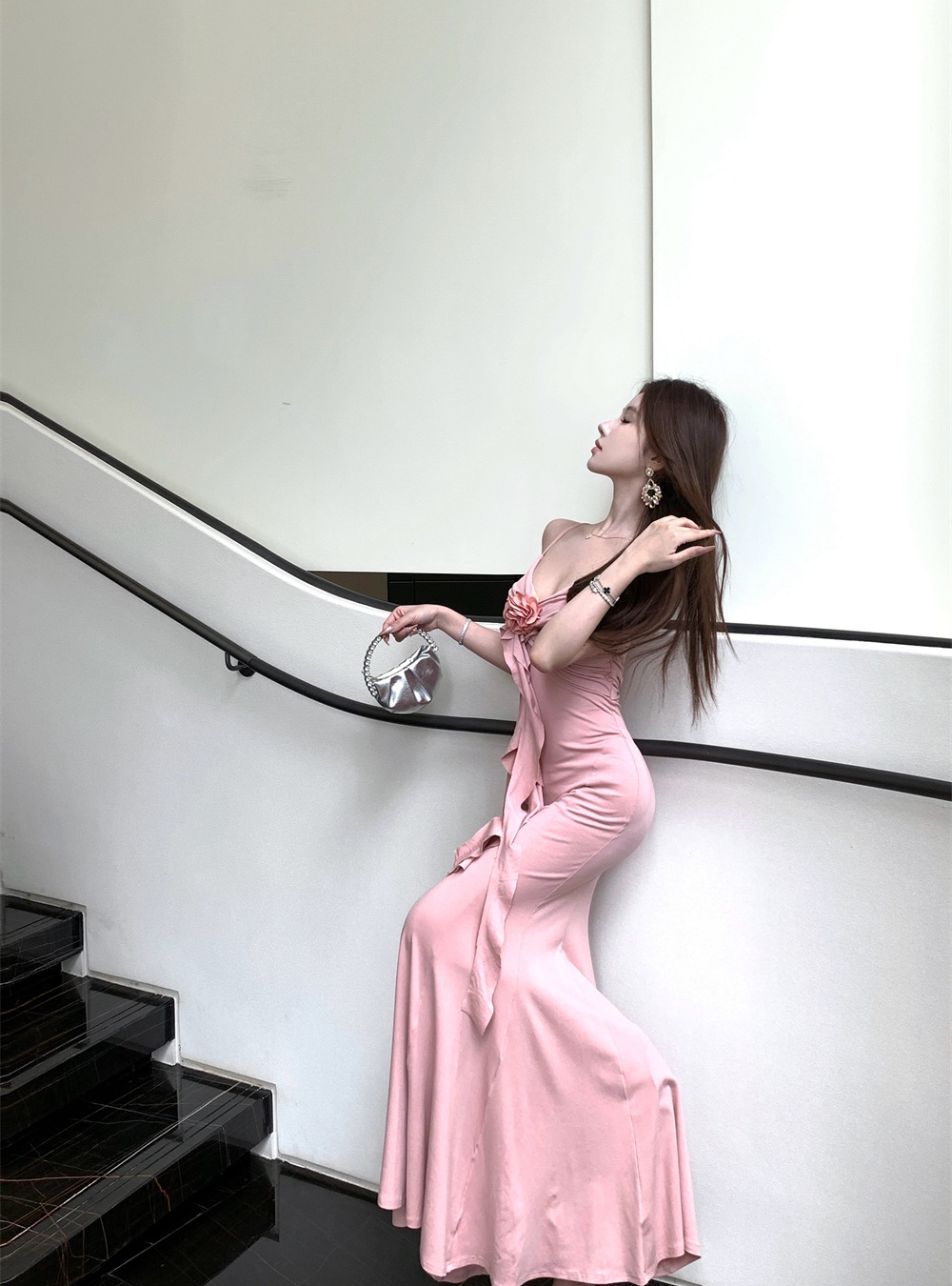 Sexy V-neck temperament long spicegirl pinched waist dress