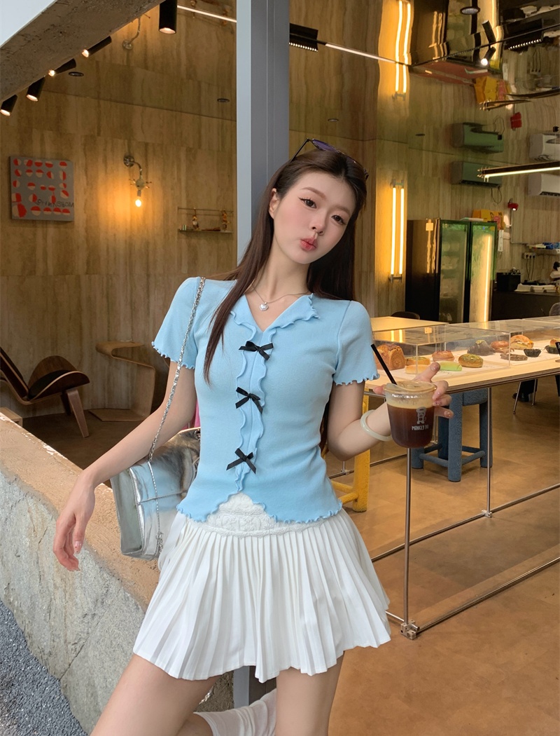 Niche wood ear tops bow short sleeve sweater for women