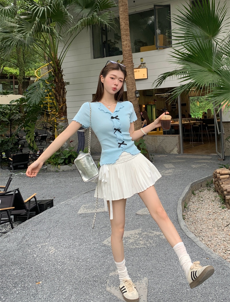Niche wood ear tops bow short sleeve sweater for women
