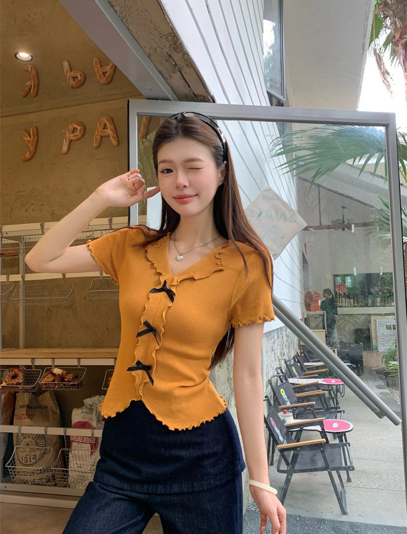 Niche wood ear tops bow short sleeve sweater for women