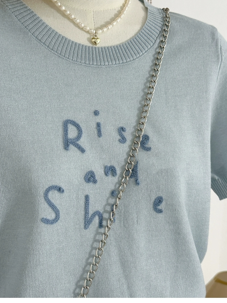 Embroidery knitted mixed colors letters T-shirt