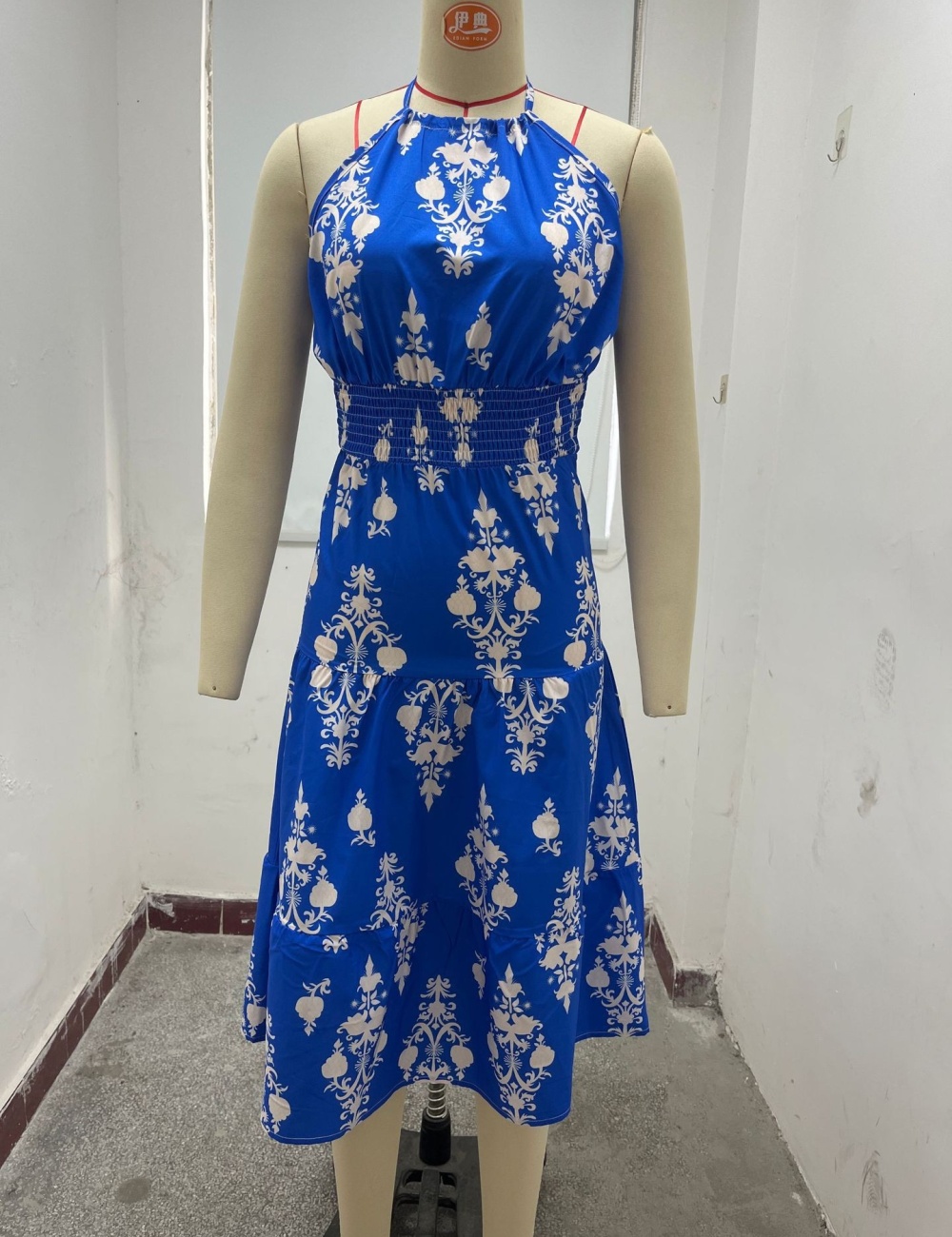 Summer fashion halter sexy strapless dress for women